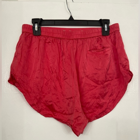 Lunya Silk Sleep Shorts Red Size Medium - Picture 5 of 5